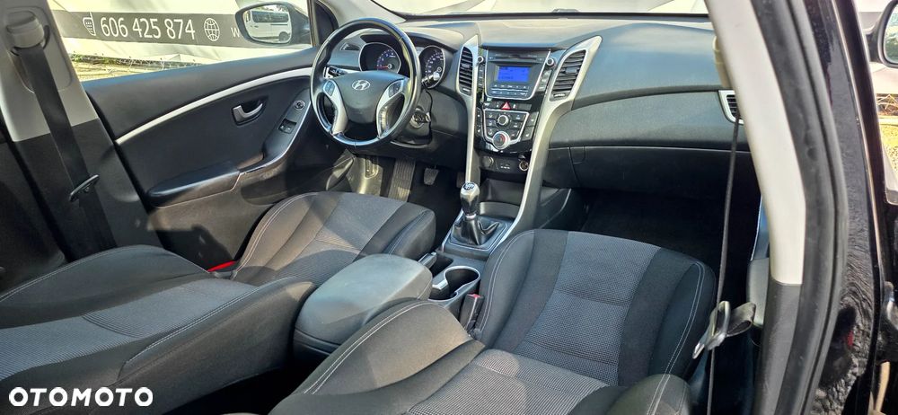 Hyundai i30 i30cw 1.4 Trend - 15