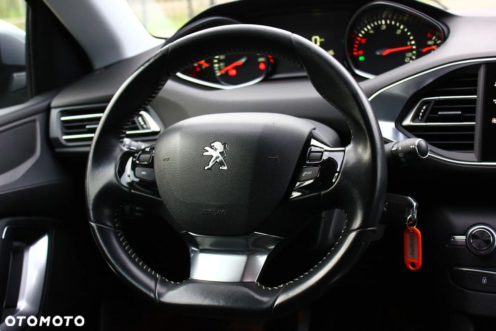 Peugeot 308 BlueHDi FAP 130 Stop & Start Allure - 37