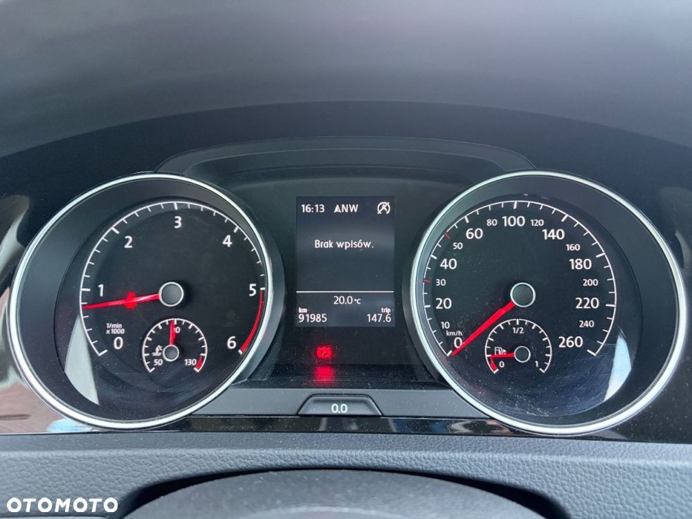 Volkswagen Golf 1.6 TDI SCR Comfortline - 14