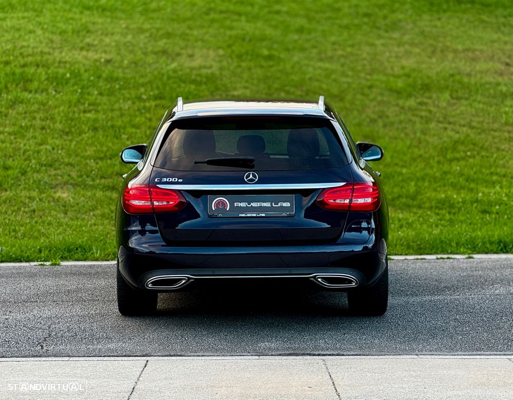 Mercedes-Benz C 300 e T 9G-TRONIC Avantgarde - 6