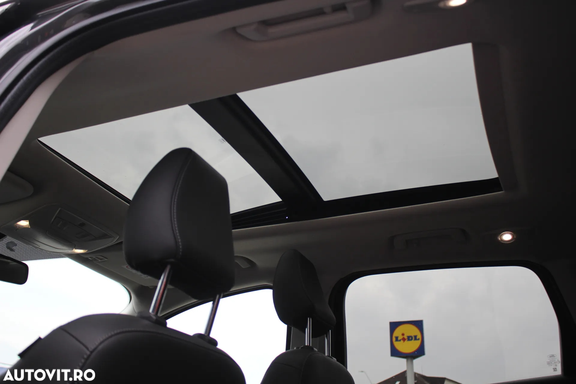 Ford Kuga 2.0 TDCi 2WD Titanium - 14
