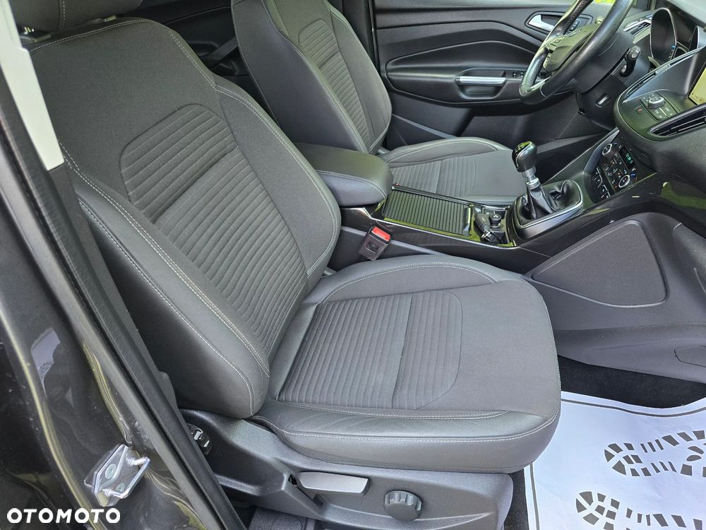 Ford Kuga 2.0 TDCi 4WD Titanium - 20