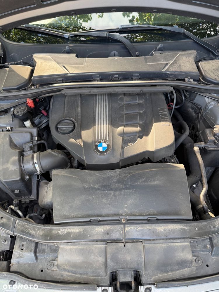 BMW Seria 3 320d Efficient Dynamics - 19