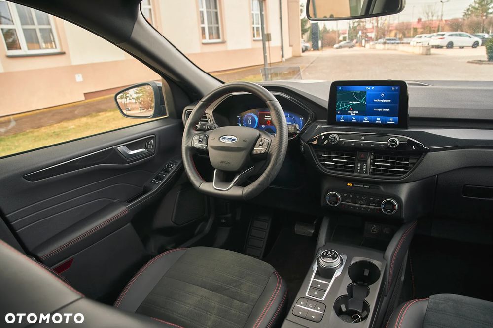 Ford Kuga 2.0 EcoBlue 4x4 ST-LINE X - 25