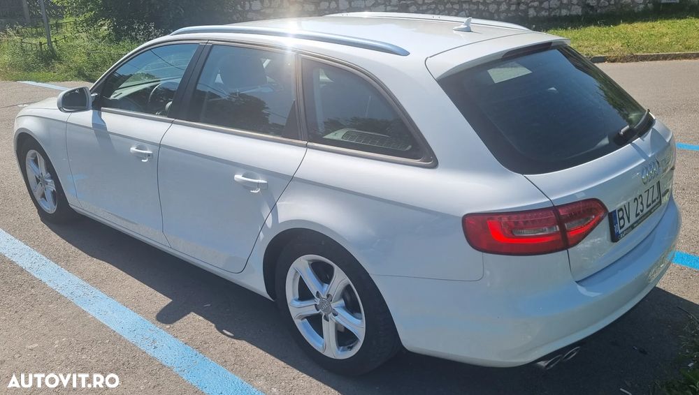 Audi A4 Avant 2.0 TDI S tronic - 5