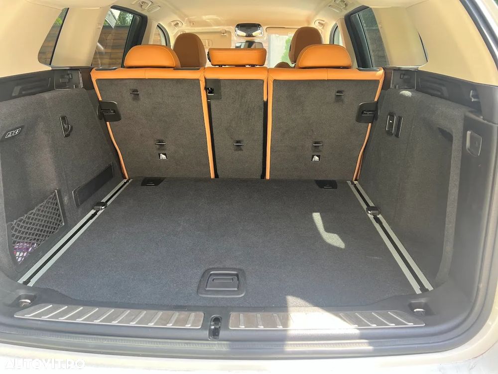 BMW X3 xDrive20i AT xLine - 11