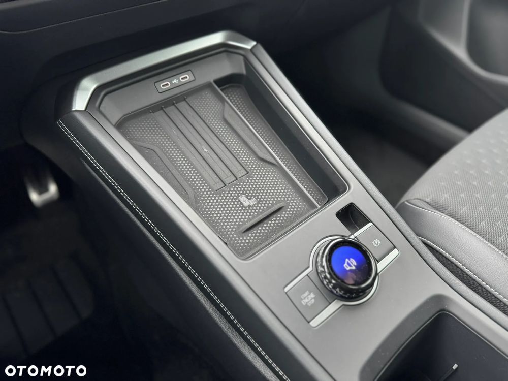 Volkswagen T-Roc 1.5 eTSI OPF DSG R-Line - 21