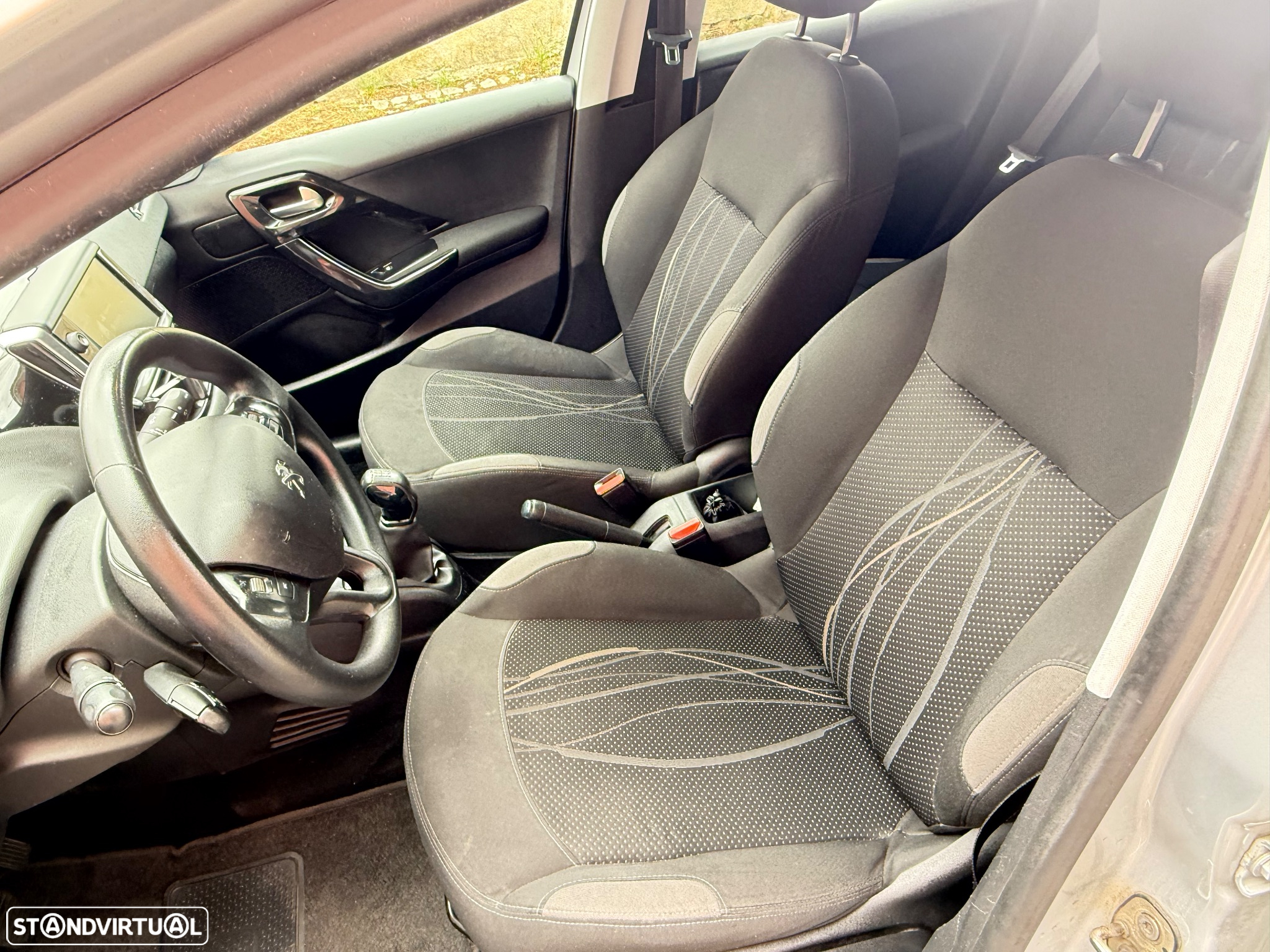 Peugeot 208 1.4 HDi Access - 16