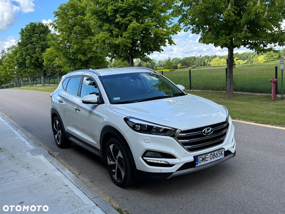 Hyundai Tucson 2.0 CRDI BlueDrive Style 2WD - 1