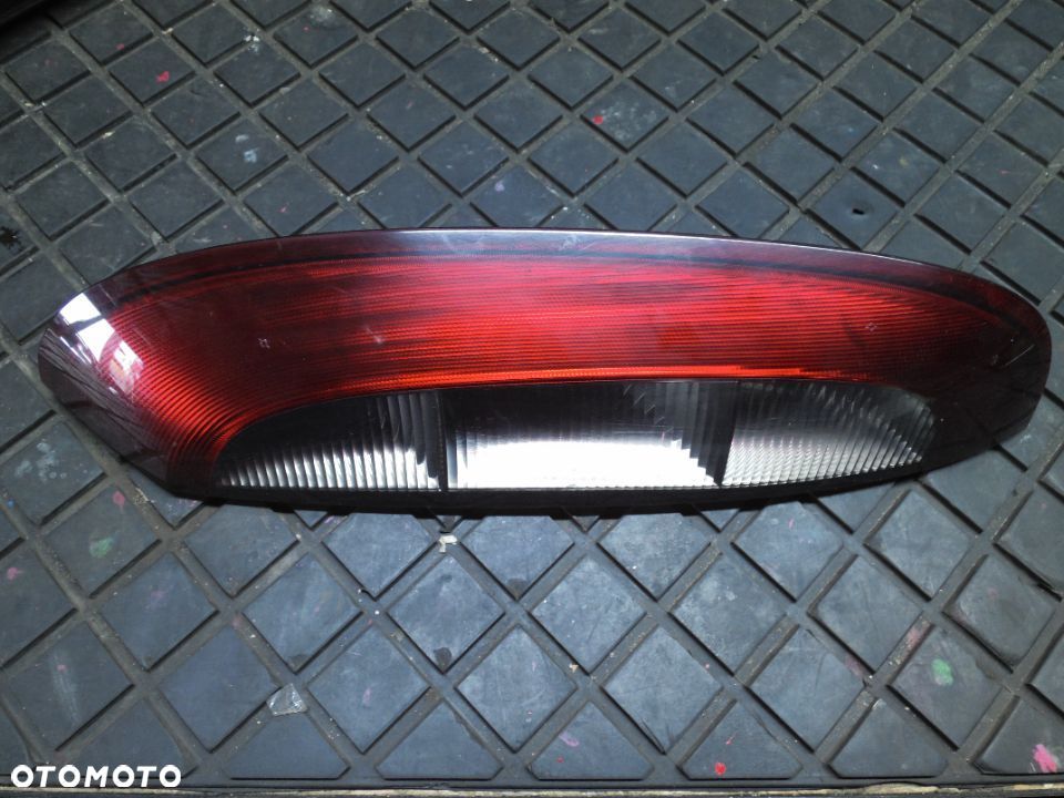 OPEL CORCA C LAMPA PRAWY TYŁ EUROPA LIFT+ WTYCZKA - 1