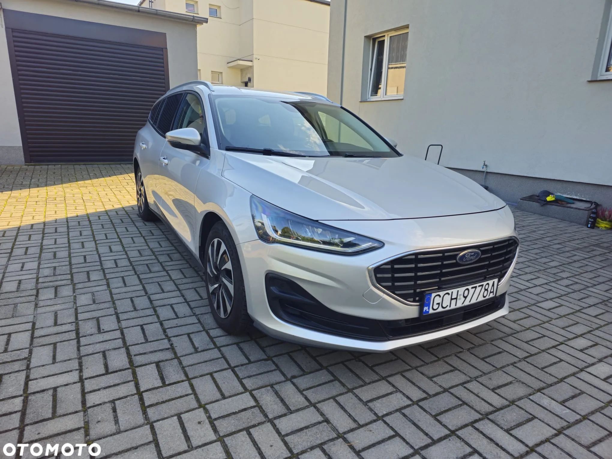 Ford Focus Turnier 1.0 EcoBoost Hybrid TITANIUM X - 1