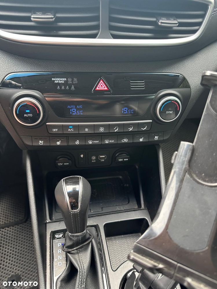 Hyundai Tucson 2.0 CRDi 48V Premium 4WD - 39