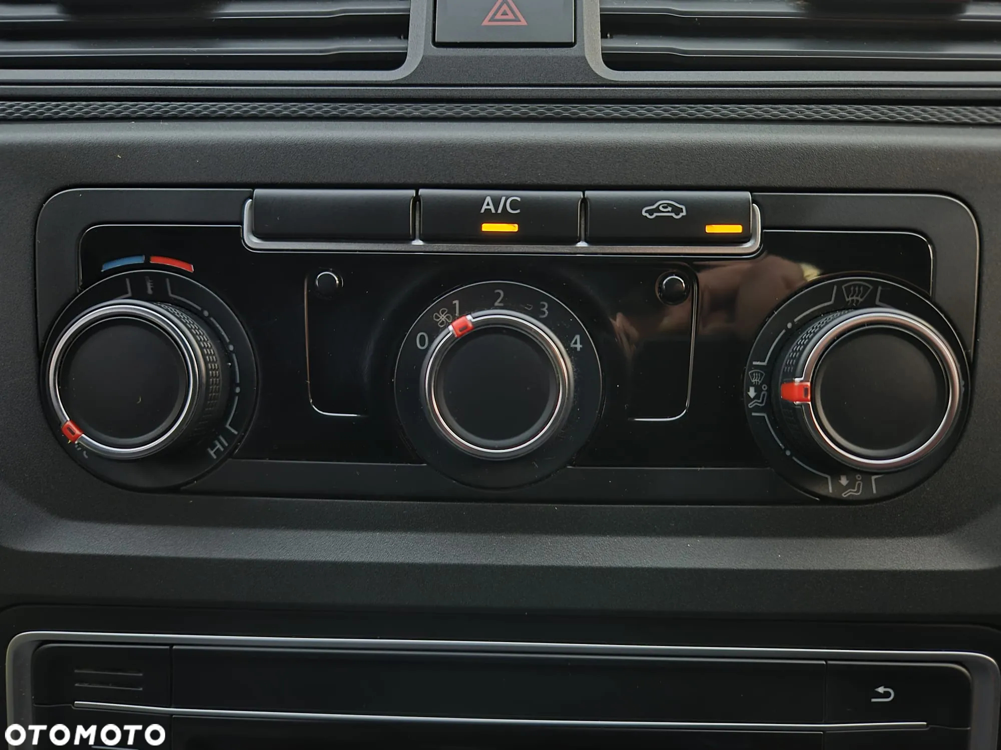 Volkswagen Caddy Maxi - 18