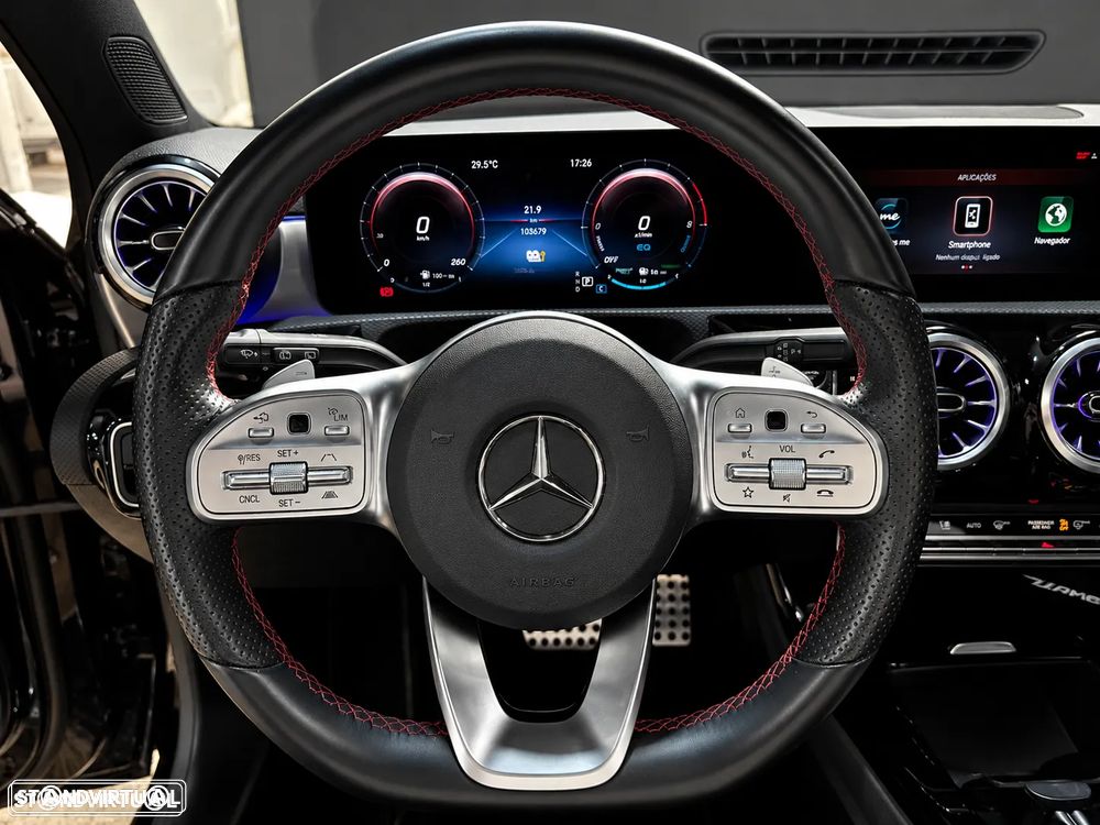 Mercedes-Benz A 250 e 8G-DCT AMG Line - 21