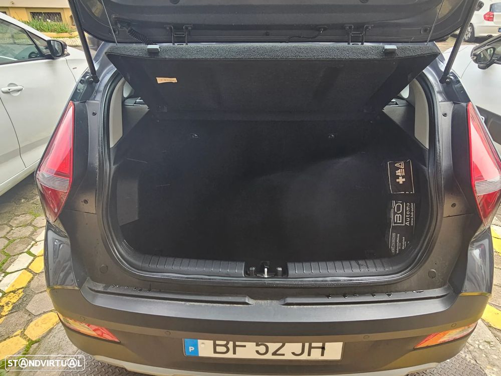Hyundai Bayon 1.2 Select - 26