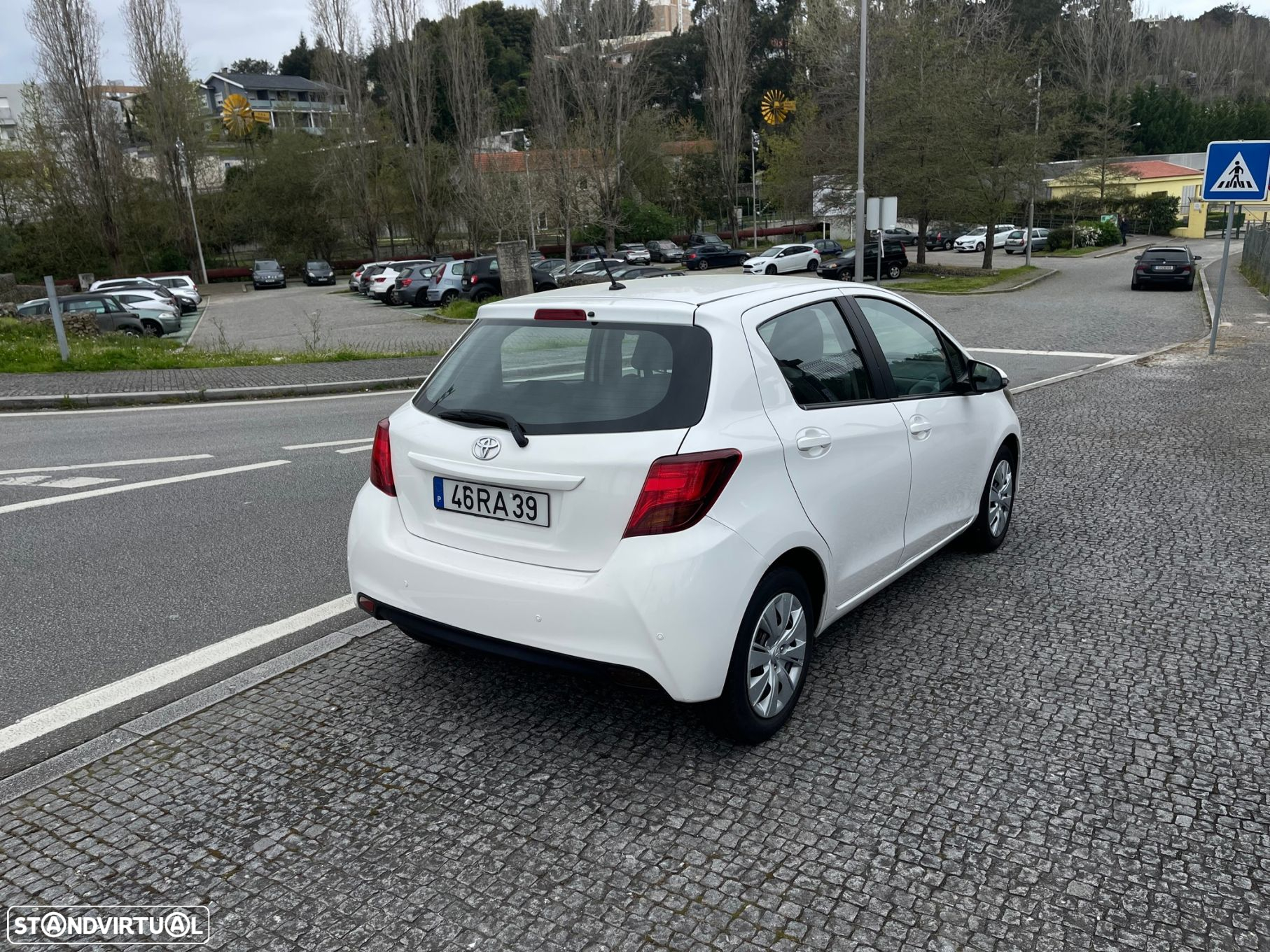 Toyota Yaris 1.4 D-4D ACtive+AC - 11