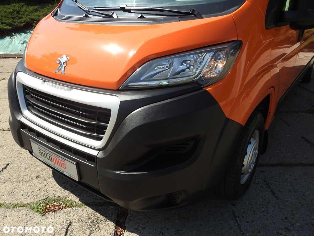 Peugeot BOXER FURGON BRYGADÓWKA  7 MIEJSC KLIMATYZACJA  120KM - 19