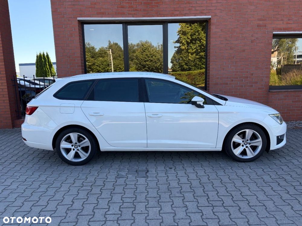 Seat Leon Sportstourer 2.0 TDI FR - 25