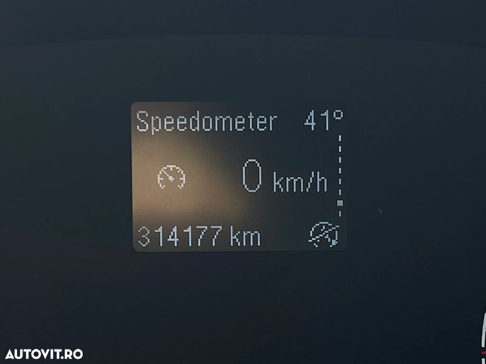 Ford Transit - 25