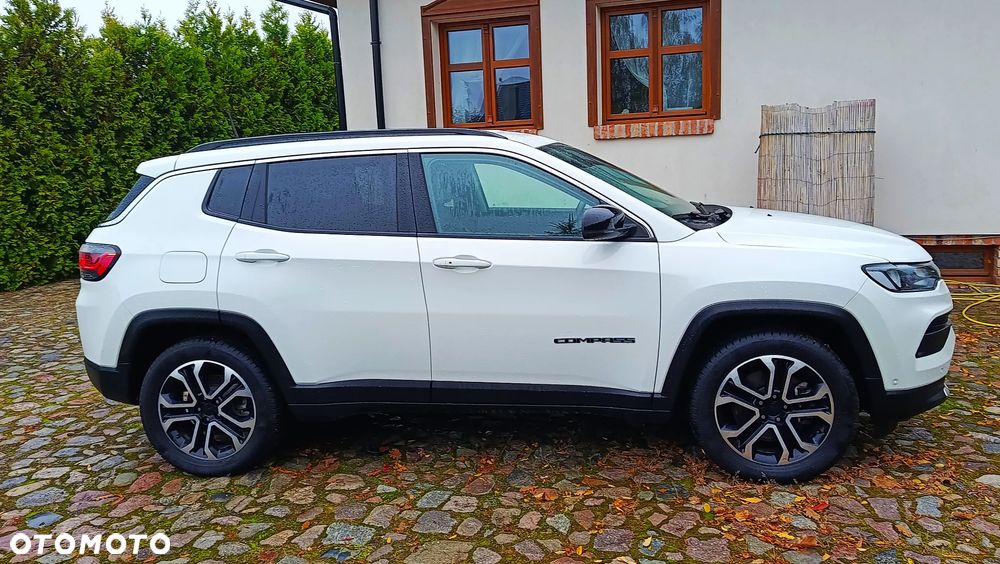 Jeep Compass - 4