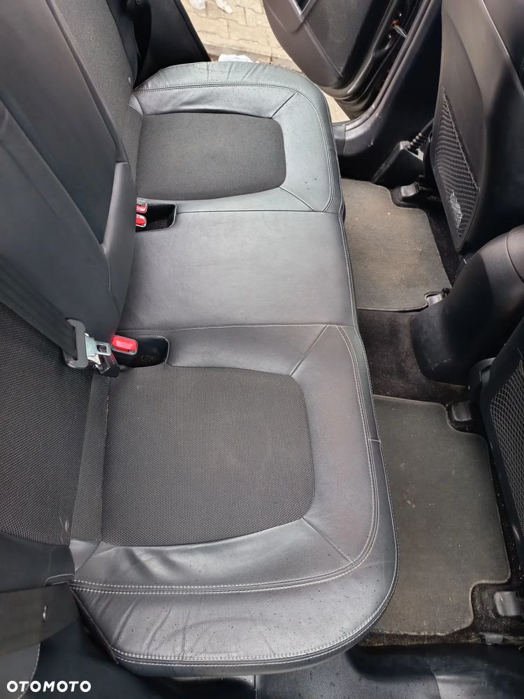 Kia Sportage 2.0 CRDI XL 2WD - 9