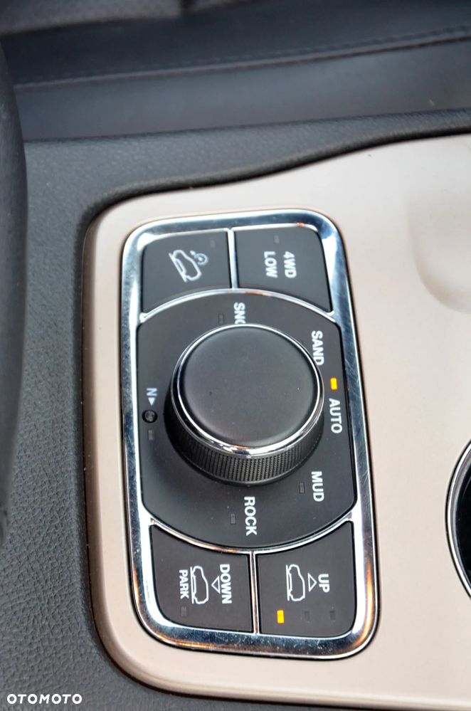 Jeep Grand Cherokee 3.0 CRD Summit - 25