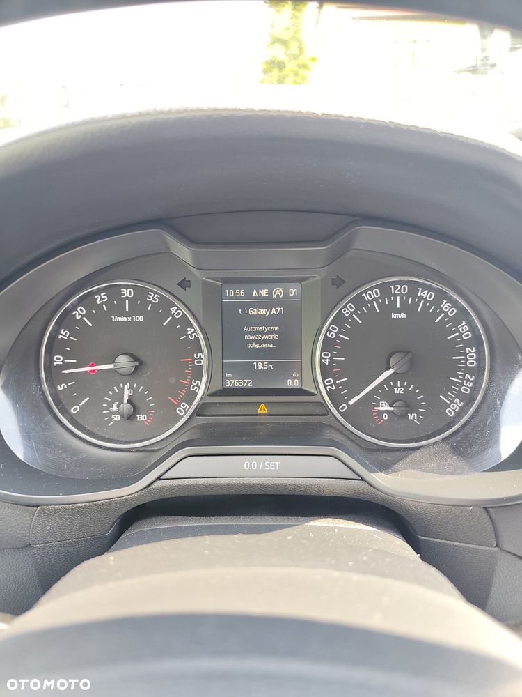 Skoda Octavia 2.0 TDI Joy DSG - 8