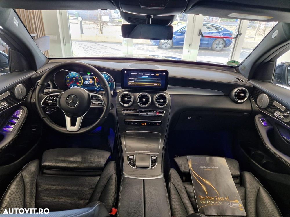 Mercedes-Benz GLC Coupe 300 de 4Matic 9G-TRONIC - 6