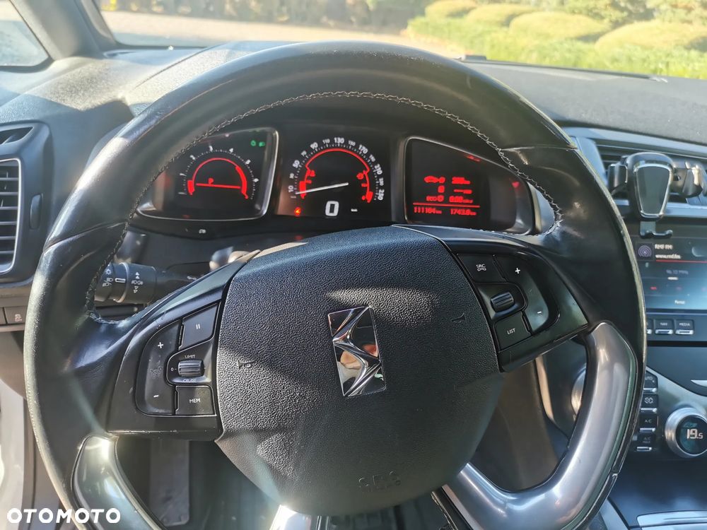 DS Automobiles DS 5 - 9