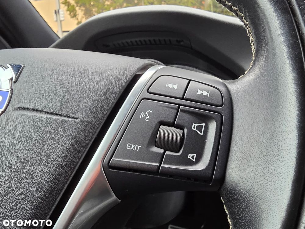 Volvo V60 T4 Geartronic R-Design - 25