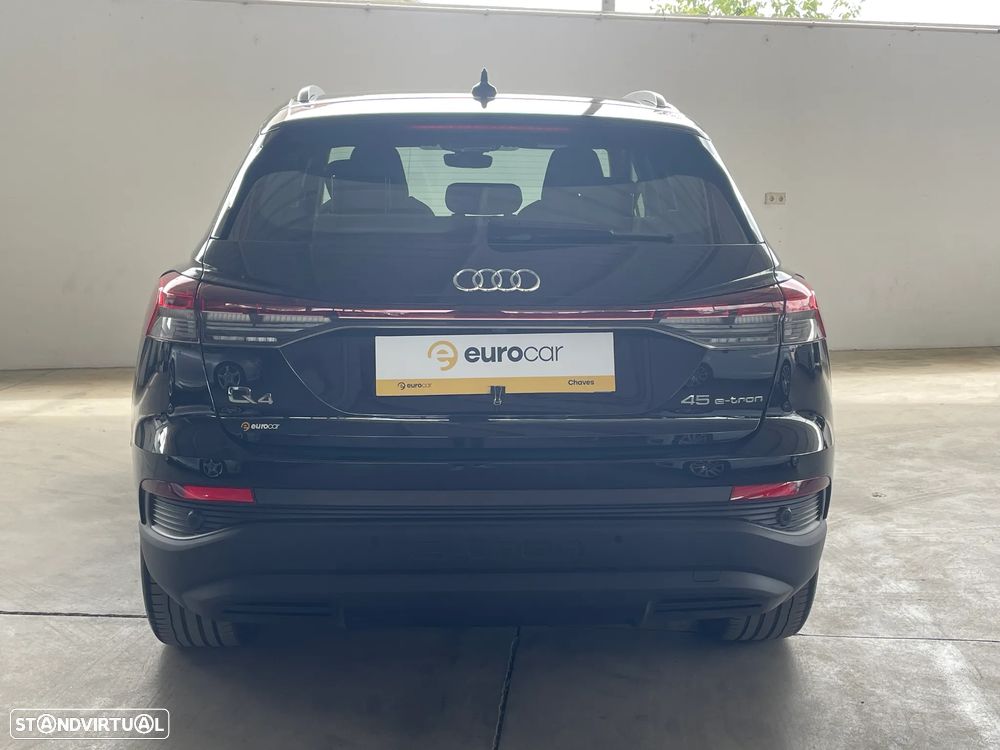 Audi Q4 e-tron 45 82 kWh SE Business Plus - 4