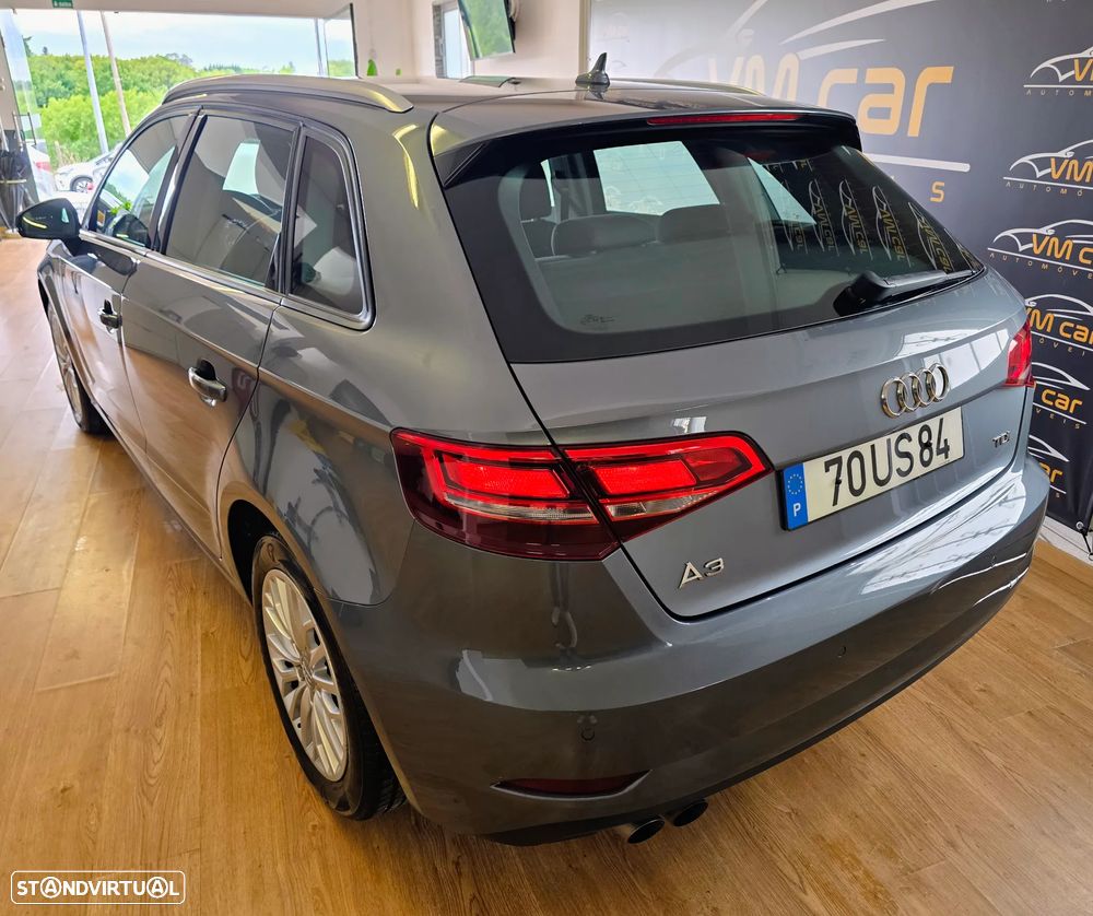 Audi A3 Sportback 2.0 TDI Design - 10