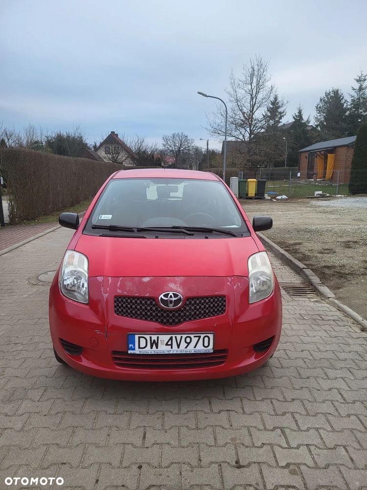 Toyota Yaris 1.0 Terra A/C - 1