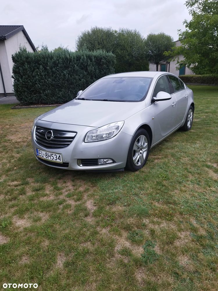 Opel Insignia - 1