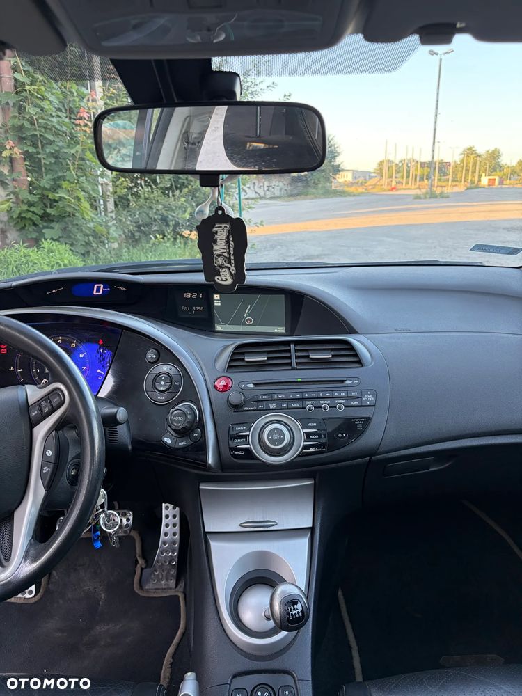 Honda Civic 1.8 Executive - 15