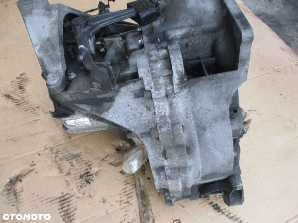 FORD C MAX 04R.1.6 TDCI SKRZYNIA BIEGÓW 3M5R7002YG - 4
