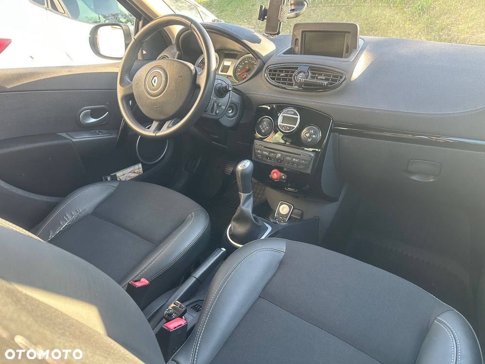 Renault Clio TCe 100 nightDay - 7