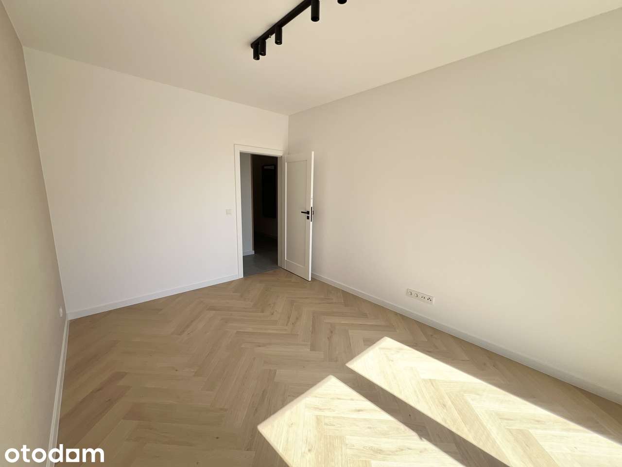 NOWY apartament z osobną kuchnią, duży balkon, garaż/ Bulwary Praskie