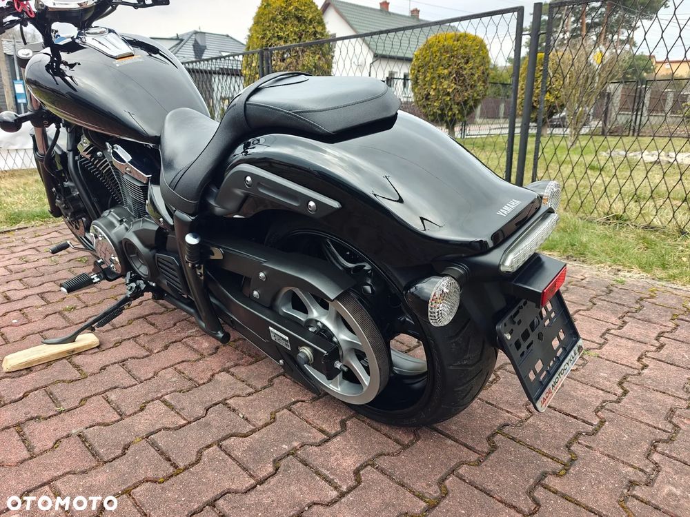 Yamaha XVS - 22