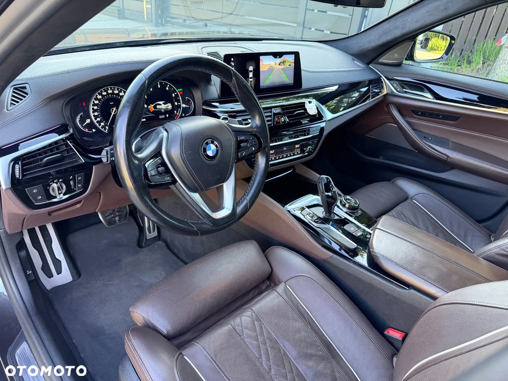 BMW Seria 5 530i xDrive M Sport sport - 11