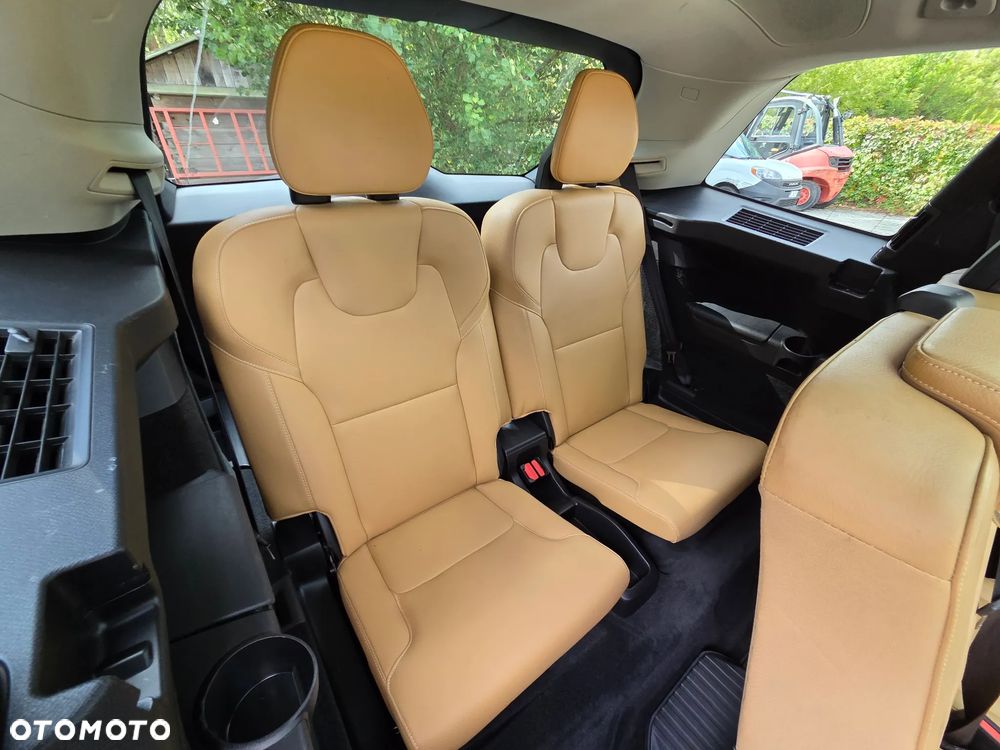 Volvo XC 90 T6 AWD Momentum 7os - 12