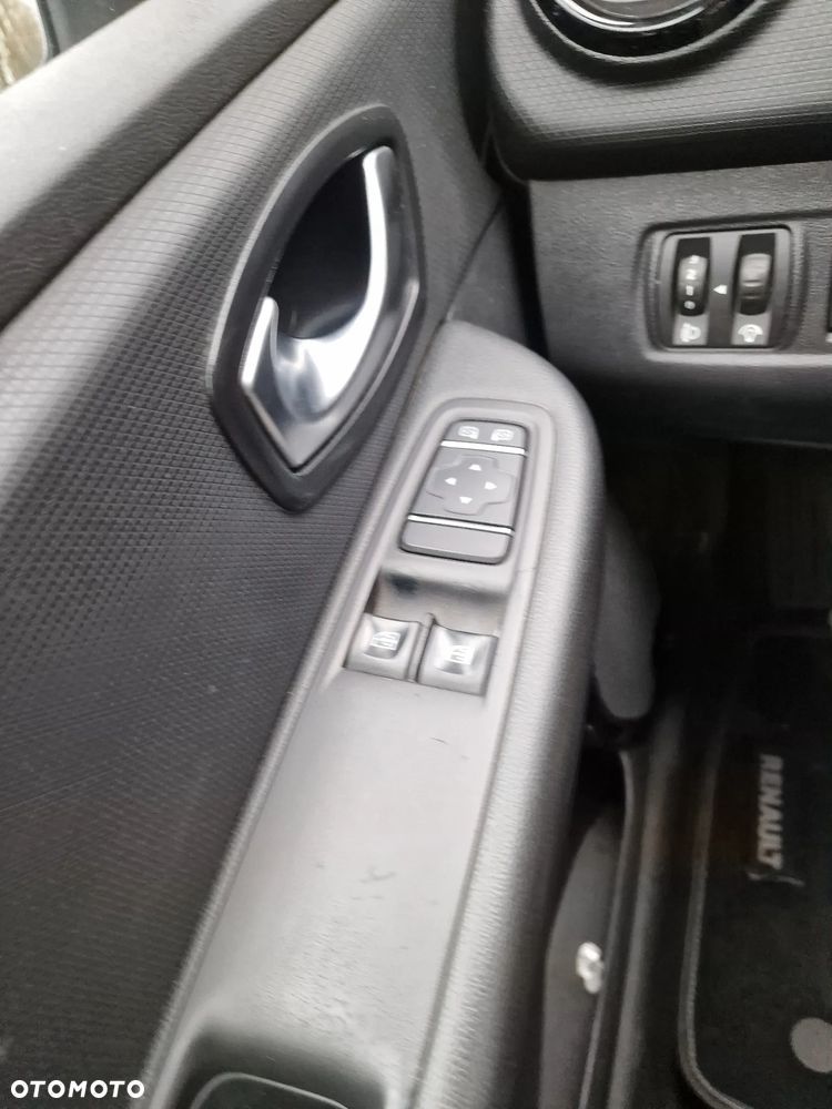 Renault Clio 1.5 dCi Energy Limited - 12