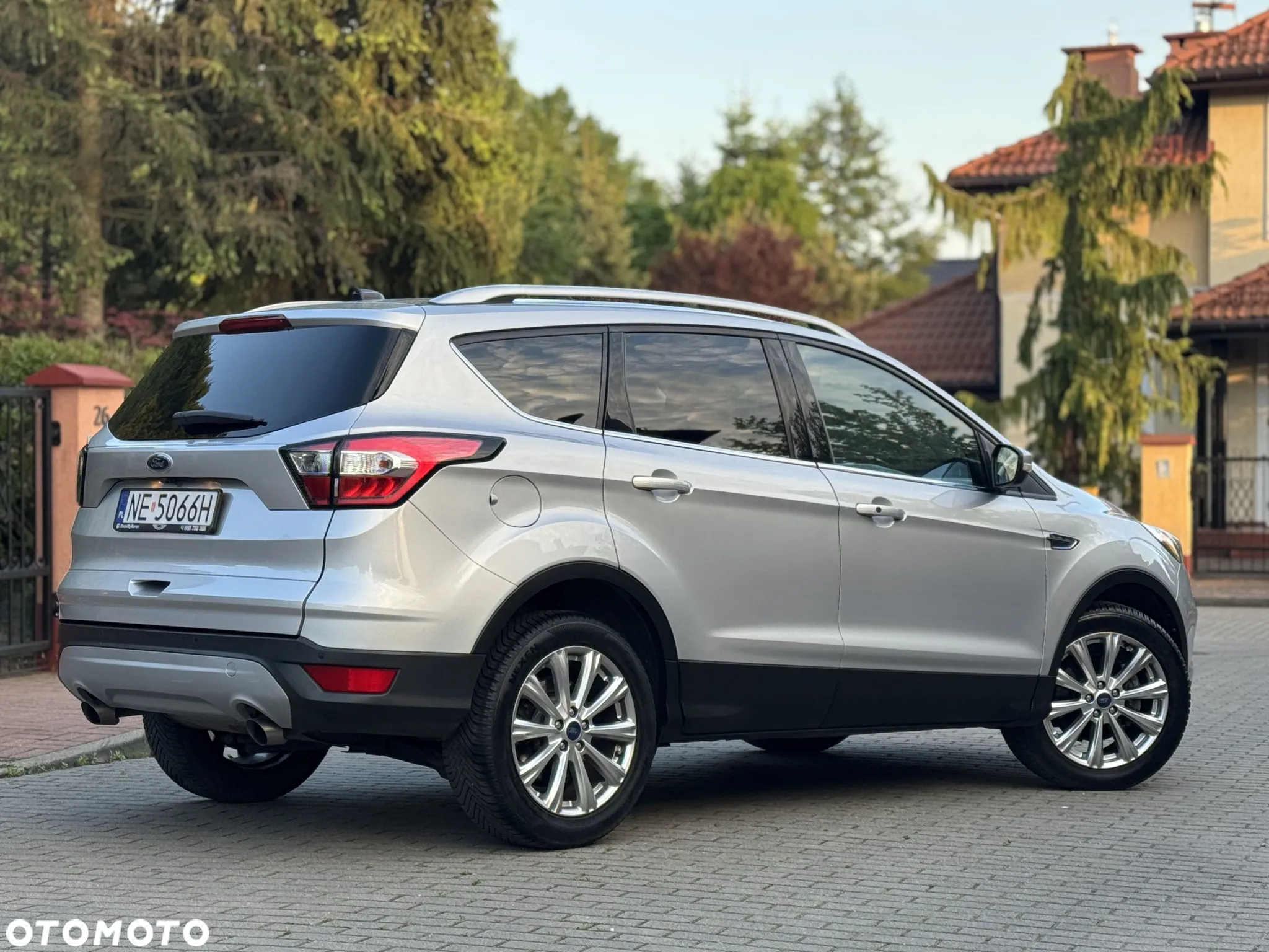 Ford Escape - 11
