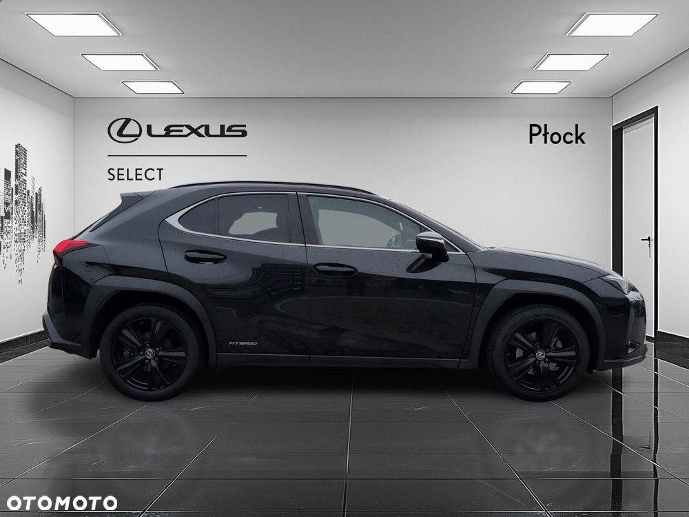 Lexus UX - 6