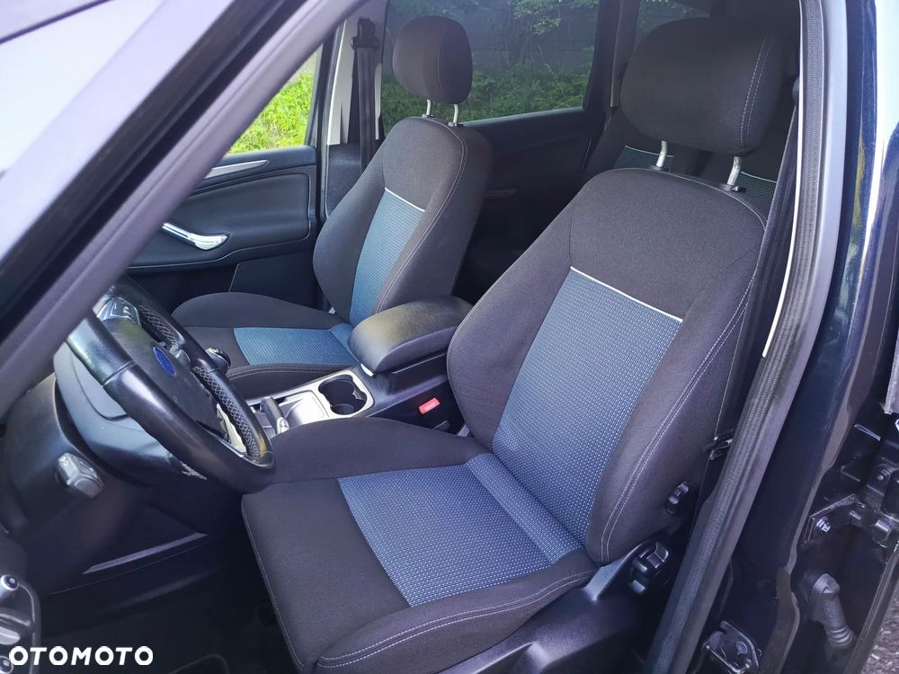 Ford S-Max 2.0 Titanium - 23