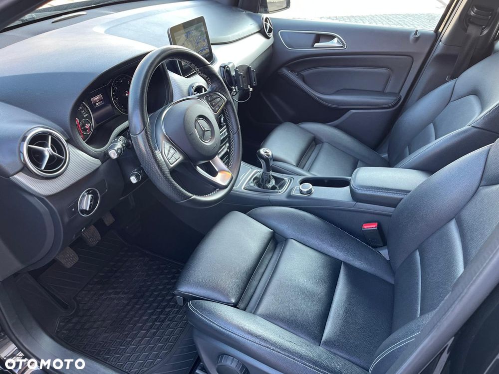 Mercedes-Benz Klasa B 180 d BlueEFFICIENCY Edition Style - 7