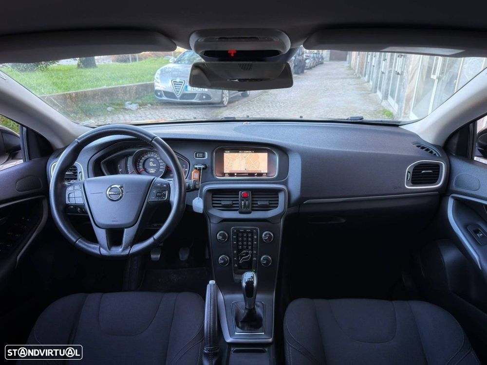 Volvo V40 2017 photo 5