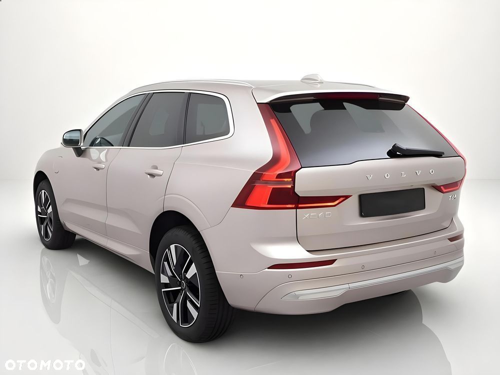 Volvo XC 60 T6 Plug-In Hybrid AWD Plus Bright - 7