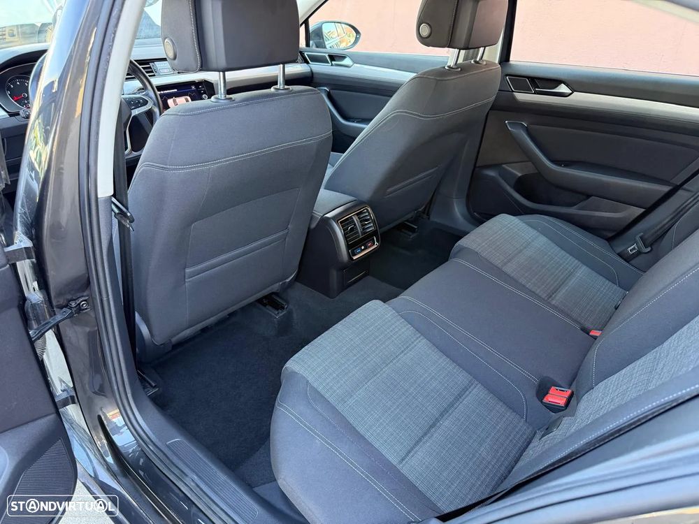VW Passat 1.5 TSI Business - 15