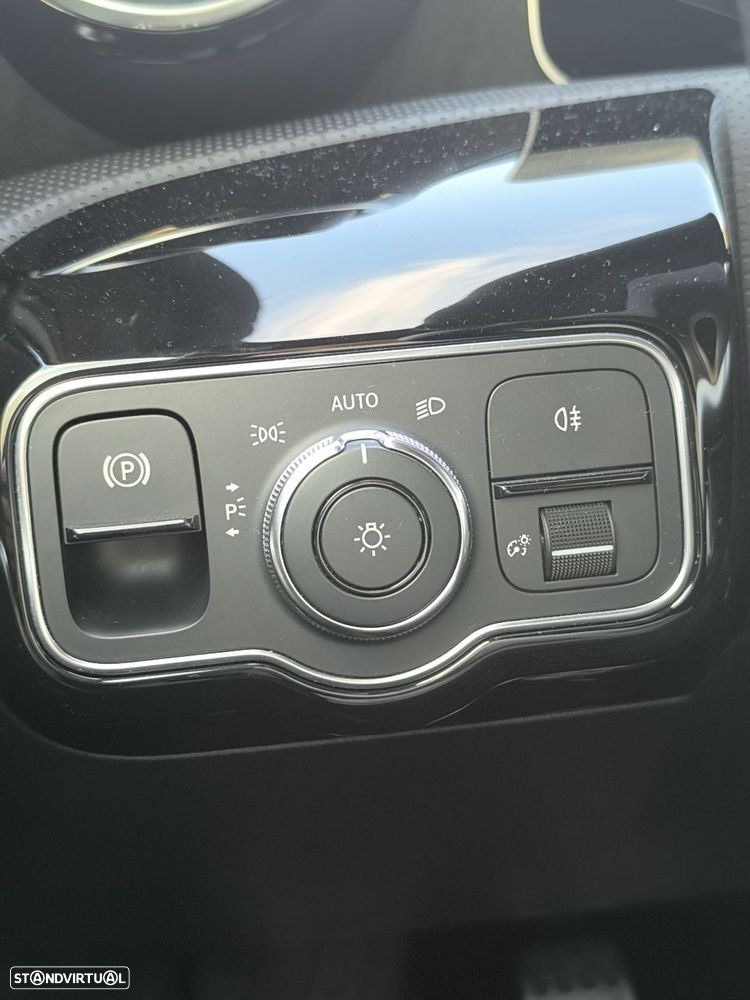 Mercedes-Benz A 160 AMG Line - 30